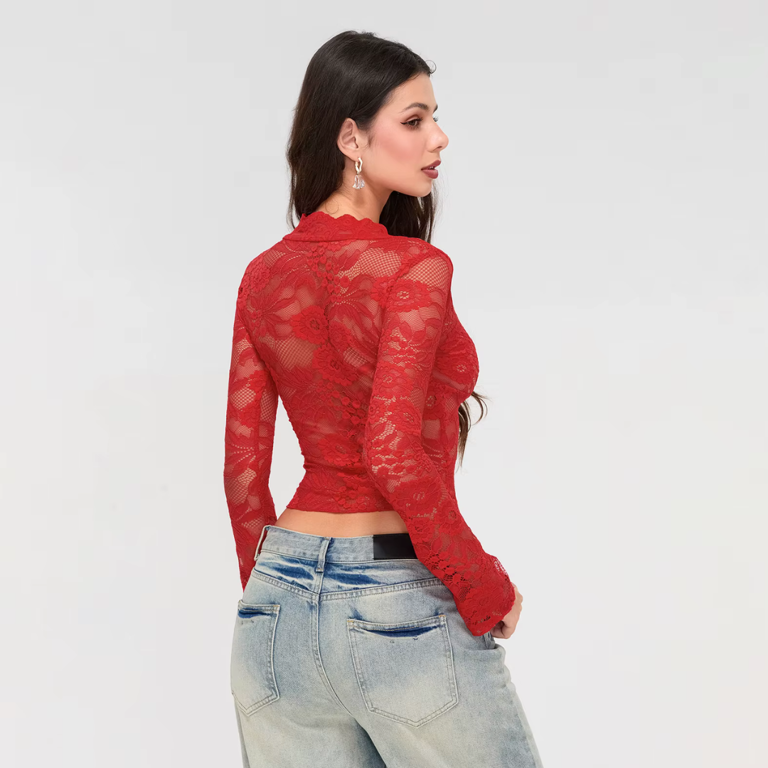 VINTAGE LACED V NECK